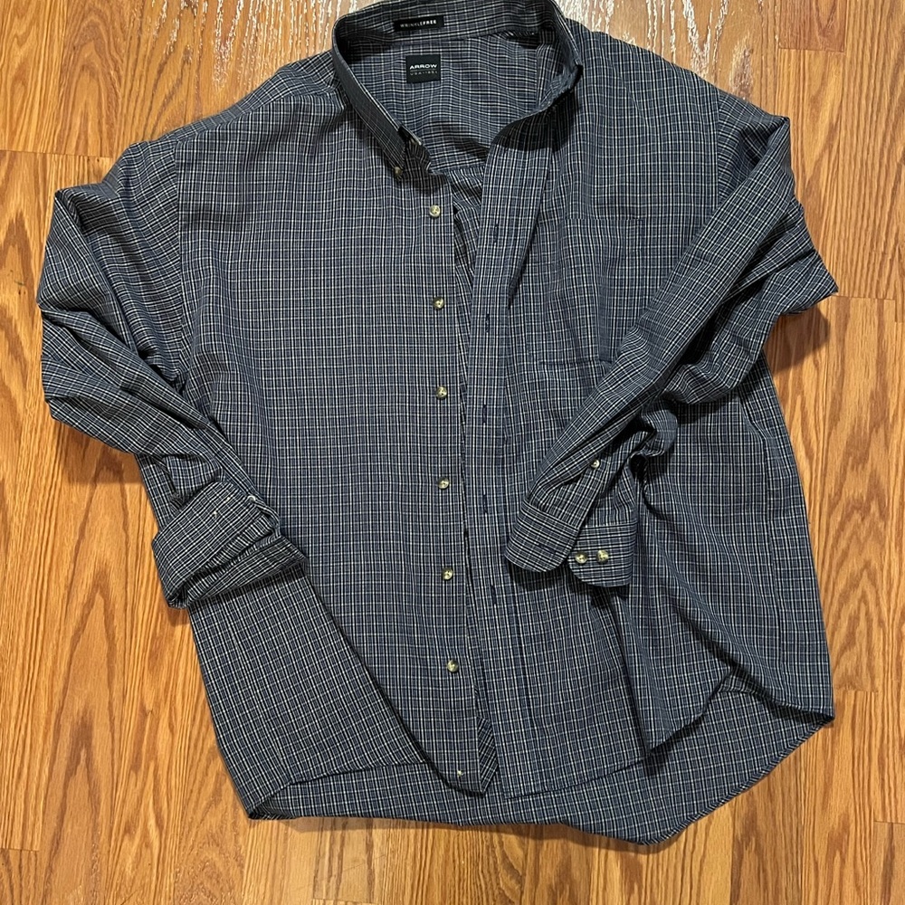 patterned long sleeve shirt
